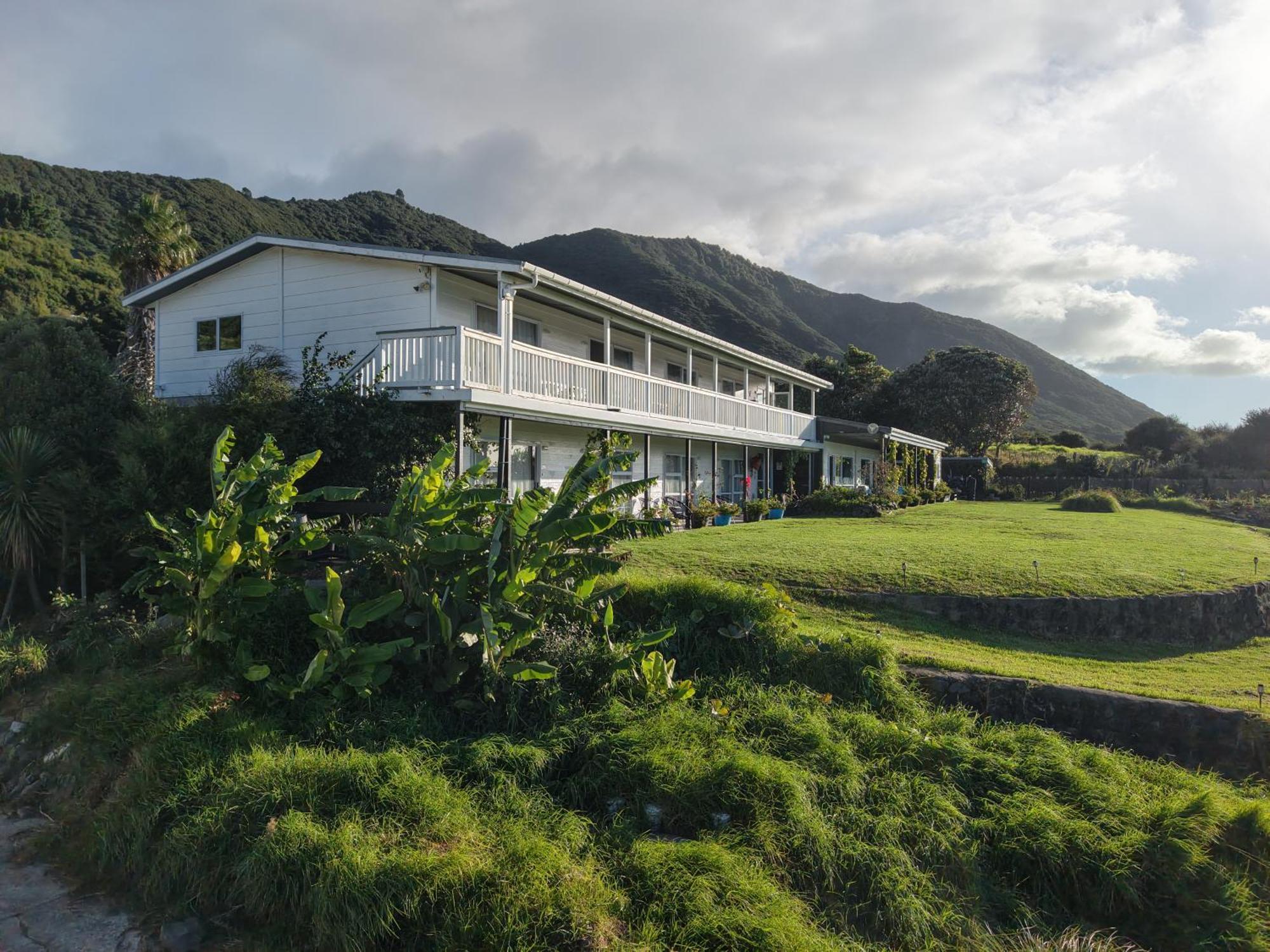 Lottin Point Motel Cape Runaway Esterno foto